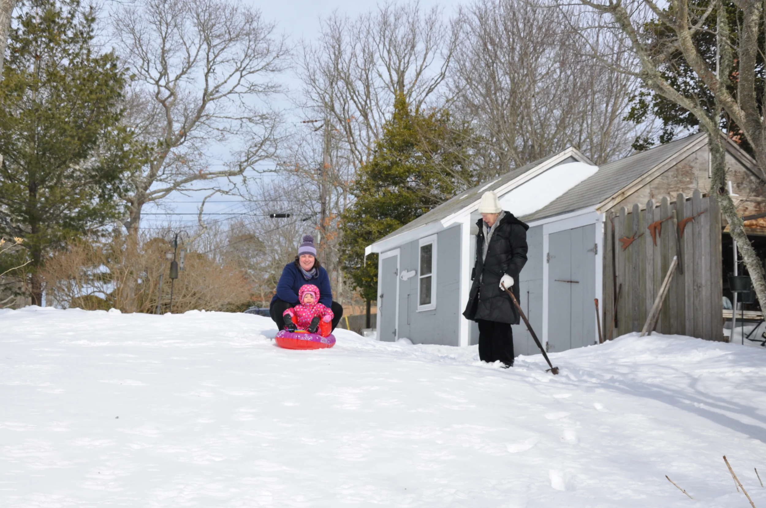Sledding_Nanas 002.JPG