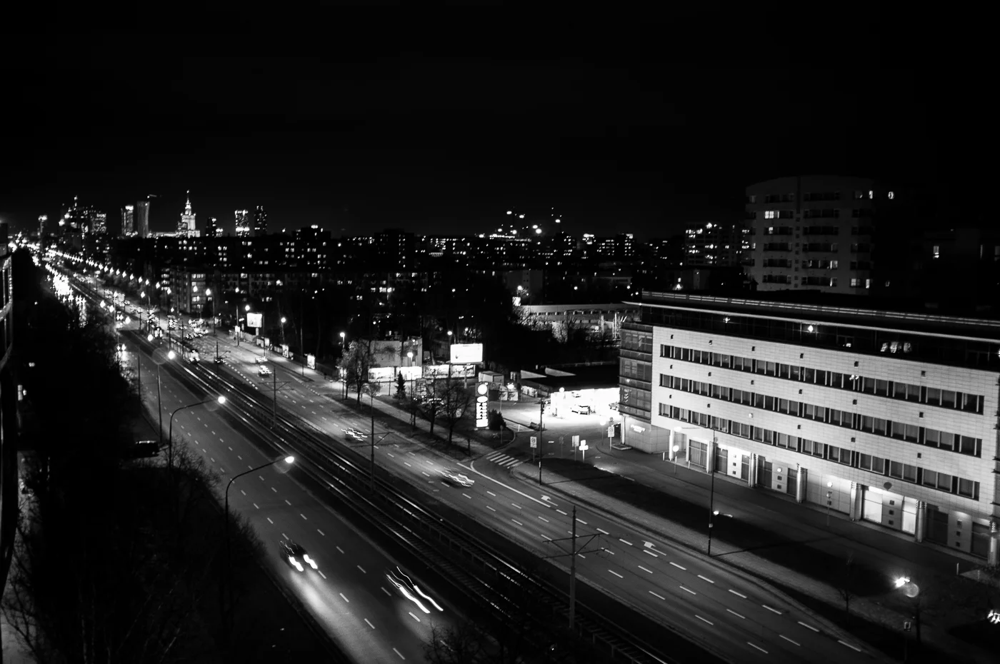 Warsaw by Night Photo: Alan Thomas Duncan Wilkie