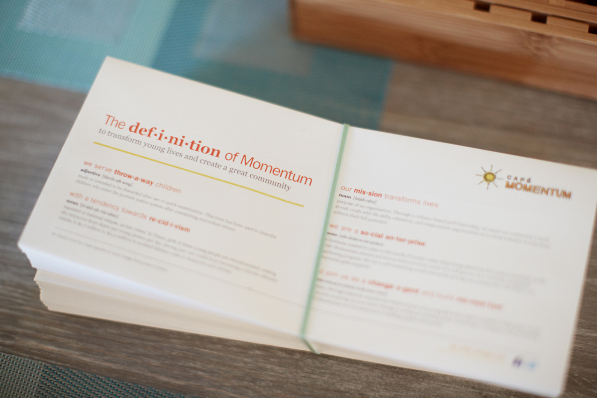 ronaldvillegas-cafe-momentum-mailer.jpg
