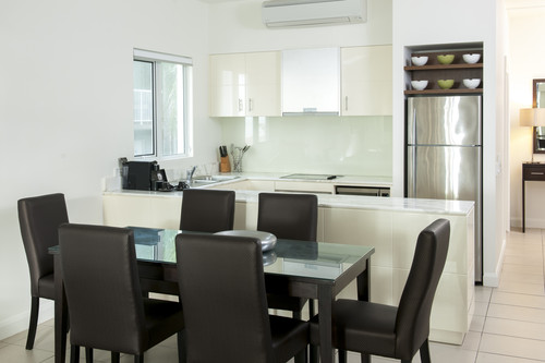 Peppers-Beach-Club-Spa-Palm-Cove-3-Bedroom-Ocean-Suite.jpg