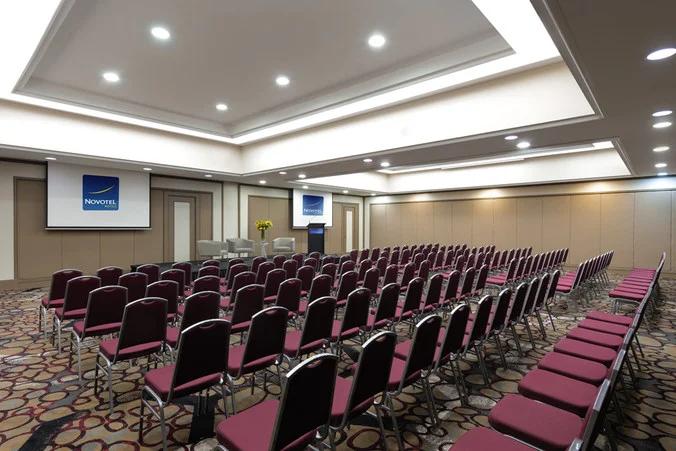 eneFC_theatre_4f27ca.jpg
