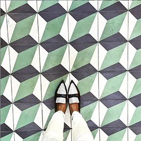 @sincerelyjules