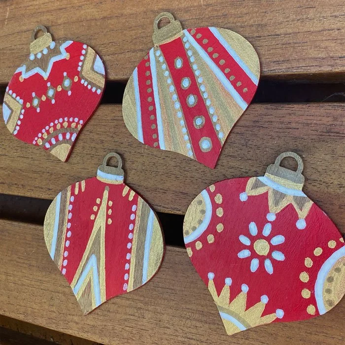 Katja_red-Ornament2.jpg