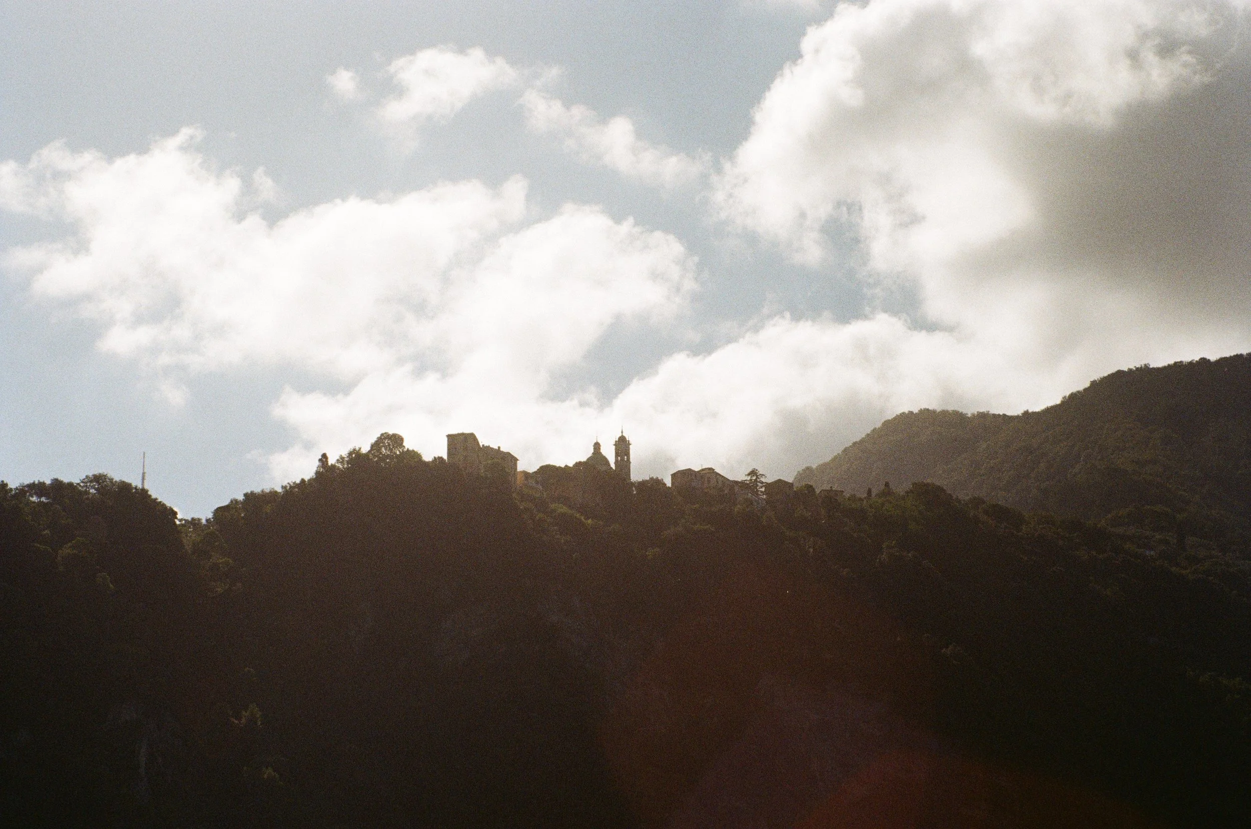 010076010009_6A.jpg