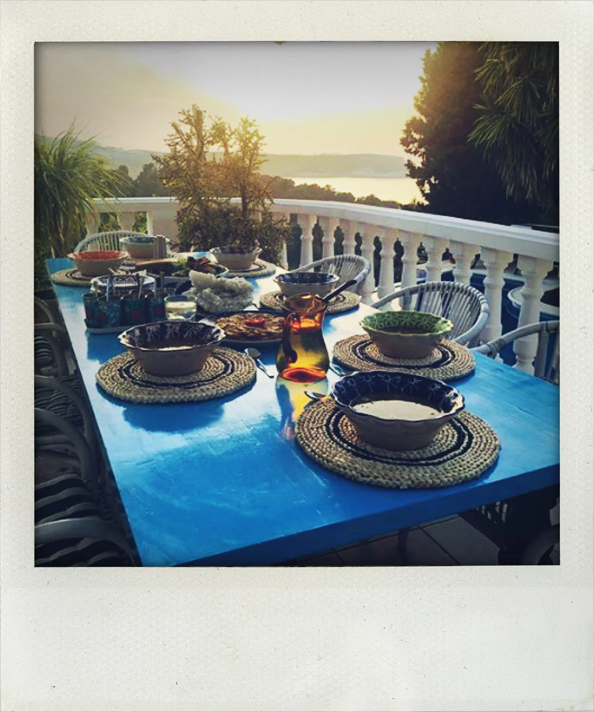 dressedtableonterrace.jpg