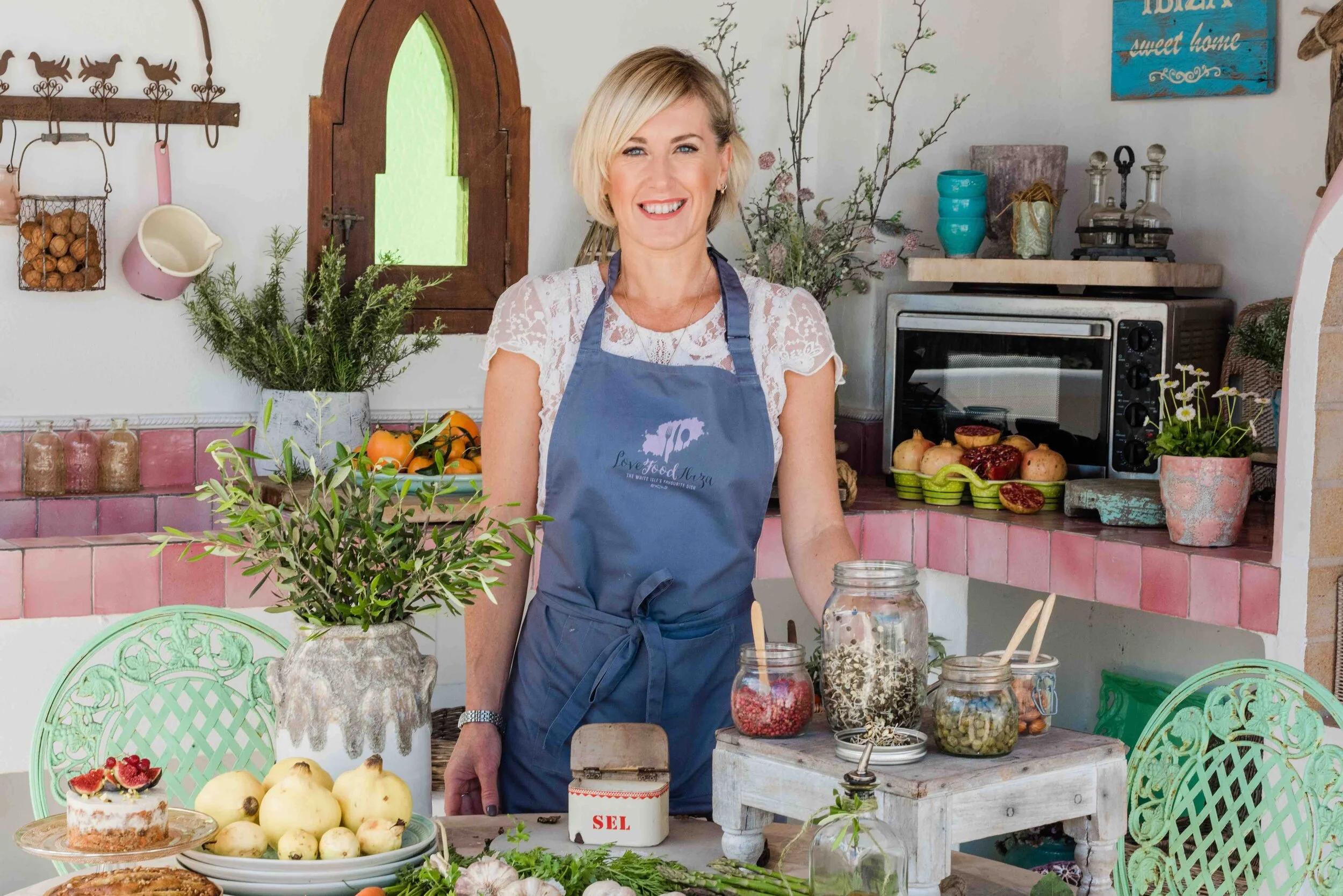 Tess in kitchen 1.jpg
