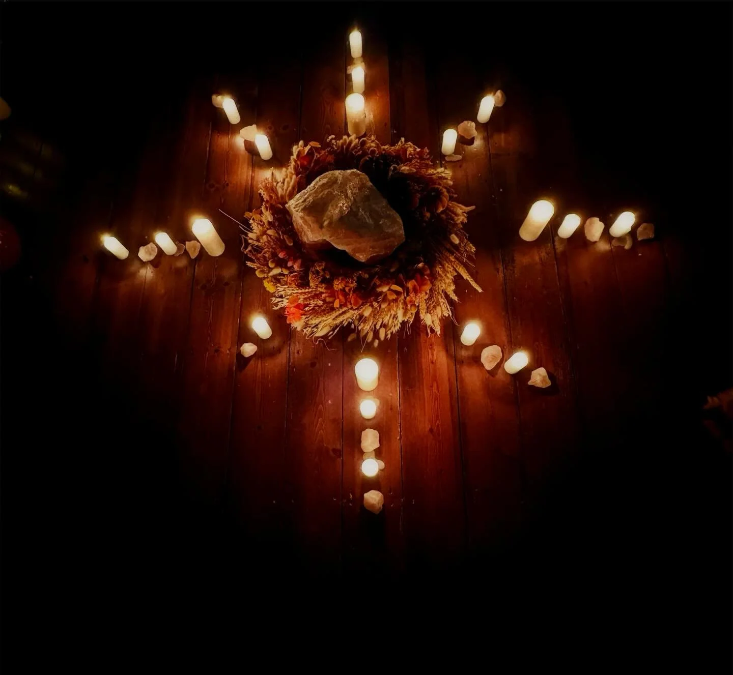 WINTER SOLSTICE LOVE AND BLESSINGS❤️❤️❤️❤️❤️❤️❤️

This is the moment when the Earth exhales&hellip; and the light begins its slow, sacred return 🔥 

For our ancestors, this was not just a date in a calendar.  It was a threshold.

They lived in deep 