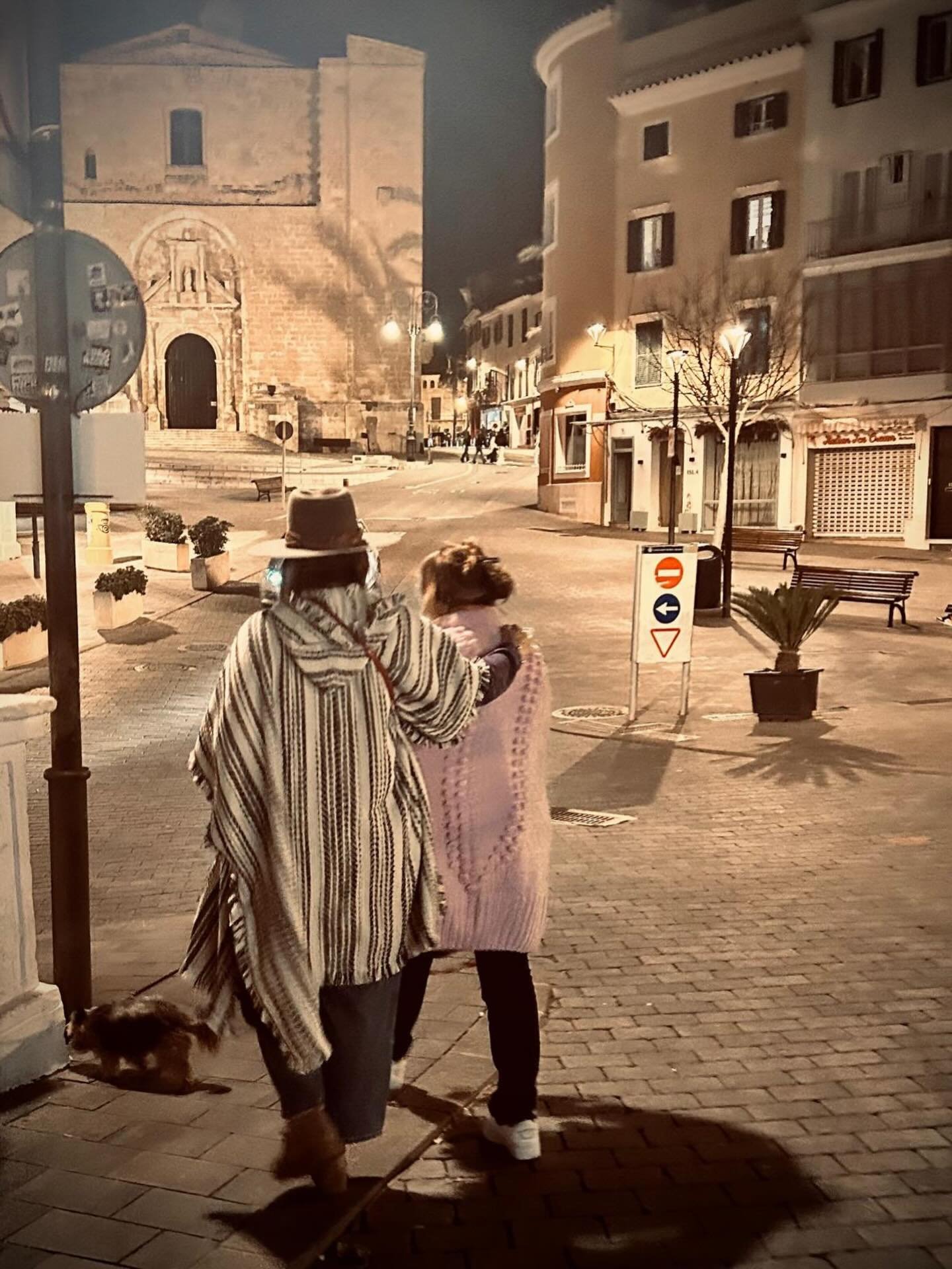 walking each other home ❤️ @kimmymachray 📸 @magical_petsch ❤️