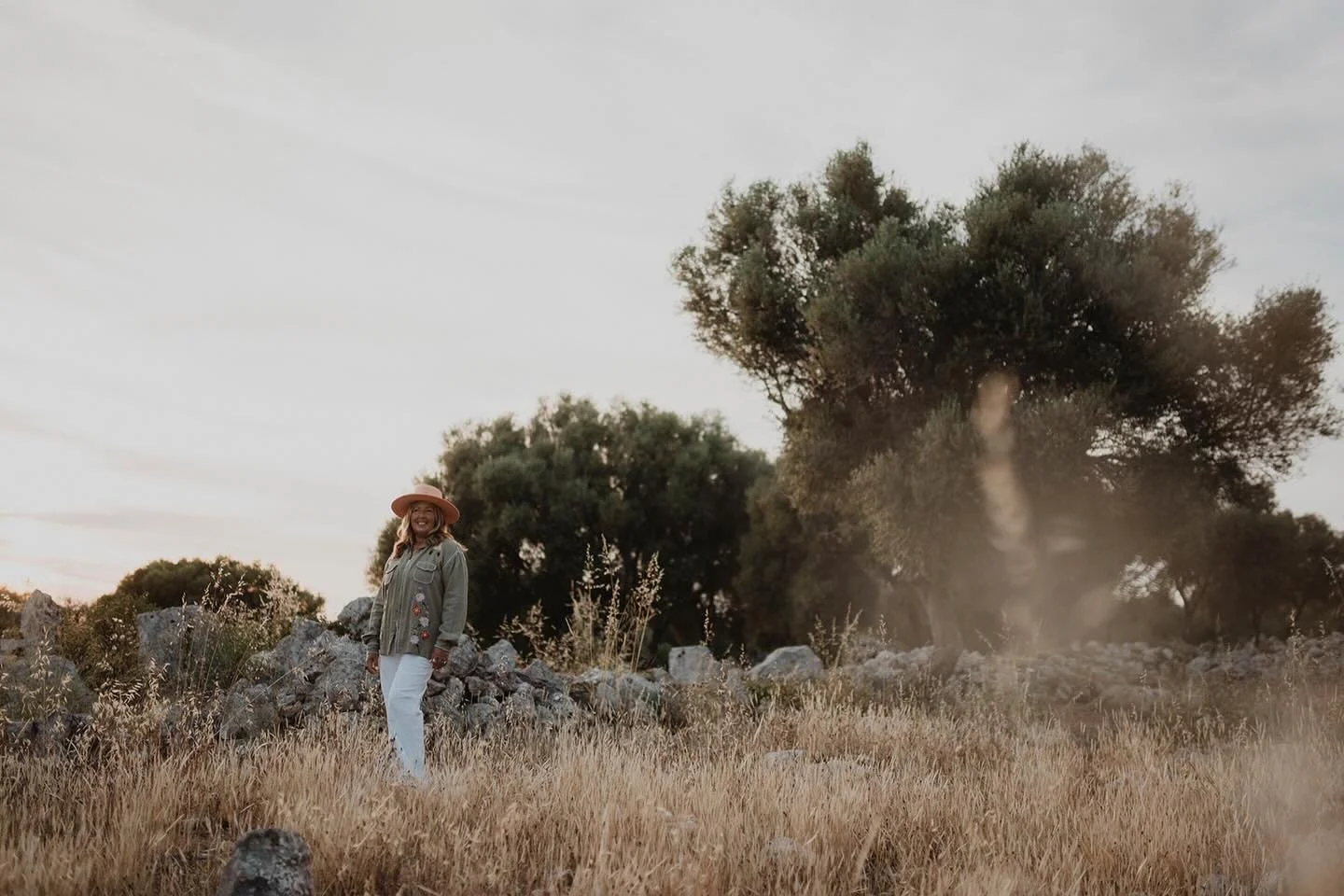 At some point, you either step in&hellip;
or you keep standing at the edge 🦅 

One of our students has moved their place to October, which means a space has opened for our first Living Medicine training here in Menorca this June.

Living Medicine is