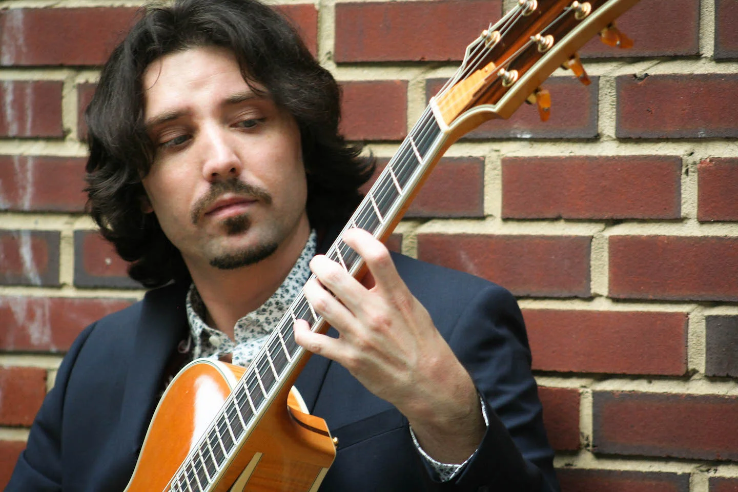 philip-weberndorfer-guitar.jpg
