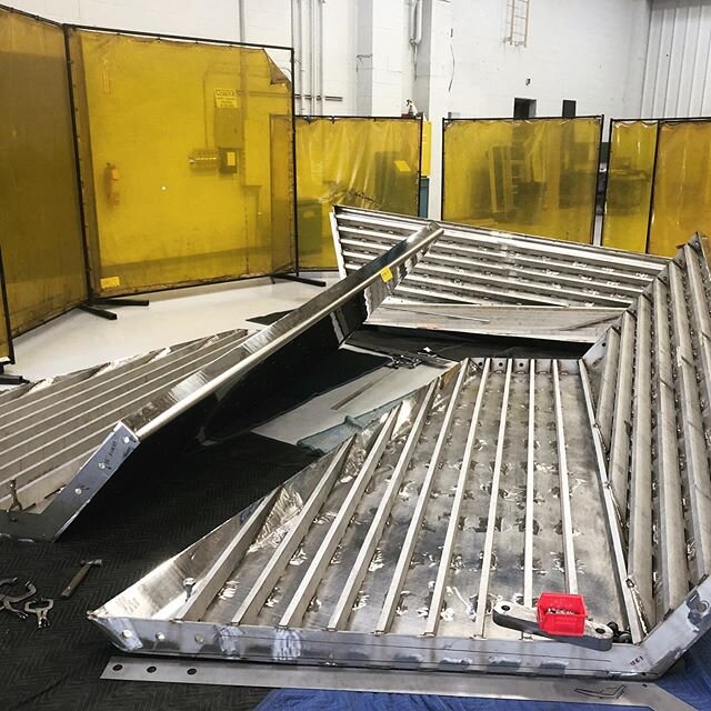 So many ground welds! Canopy for the Henry Hudson Walkway still under construction.
.
.
.
#wip #canopy #stainlesssteel #metalfab #madebykammetal #architecture #welding #tigwelding #henryhudsonwalkway