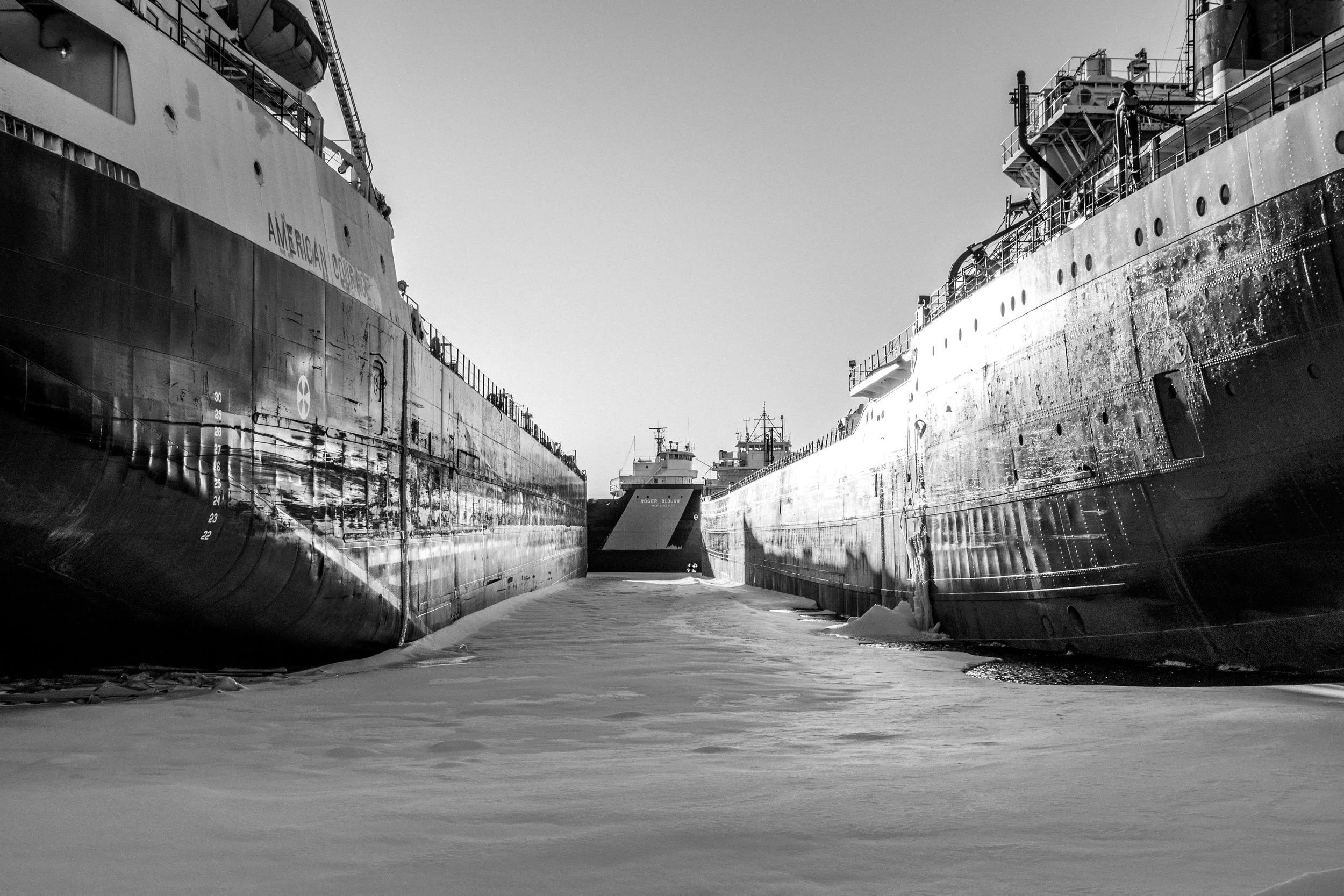 sun-between-ships_52122341073_o.jpg
