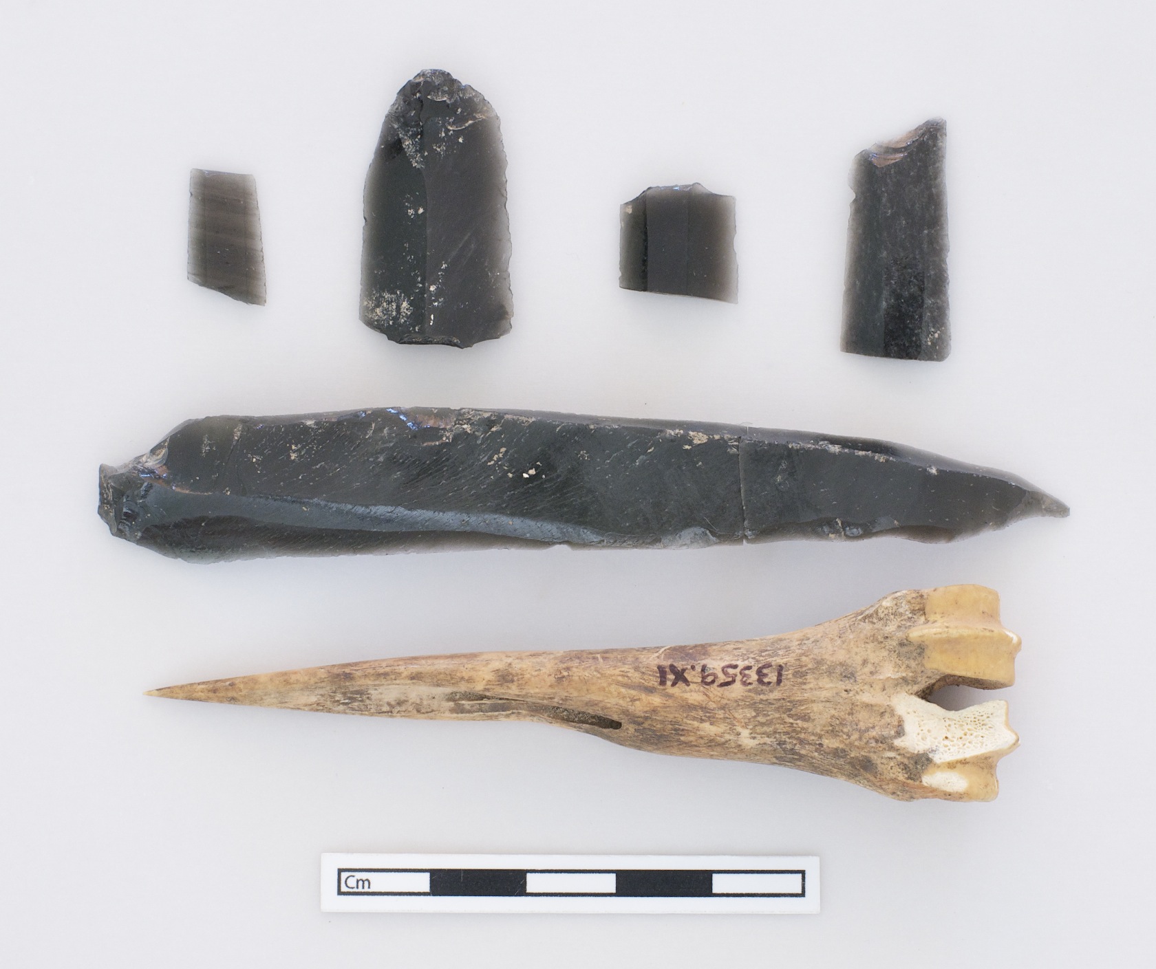  Cluster of obsidian and worked bone, Çatalhöyük, Turkey. 