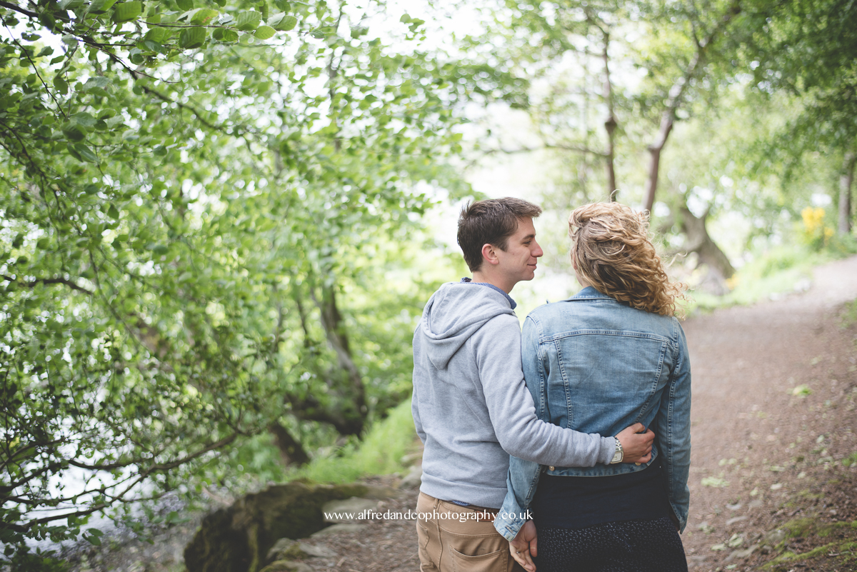 couples photoshoot lake district