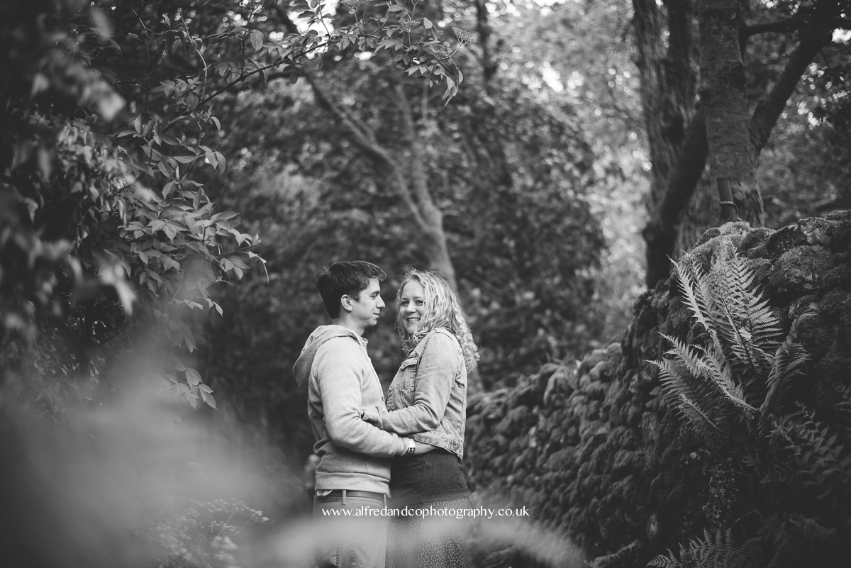 couples photoshoot lake district