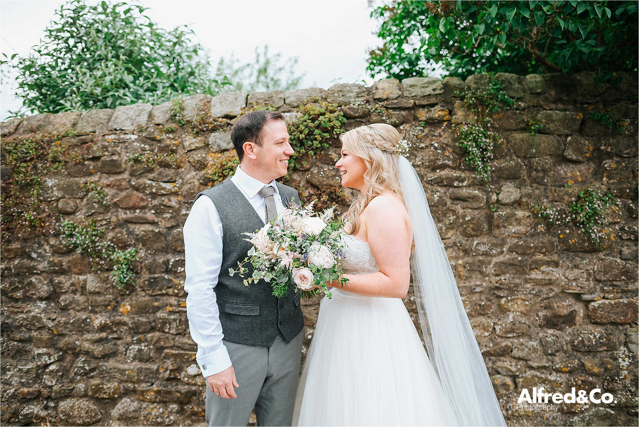 relaxed wedding photography in clitheroe lancashire 