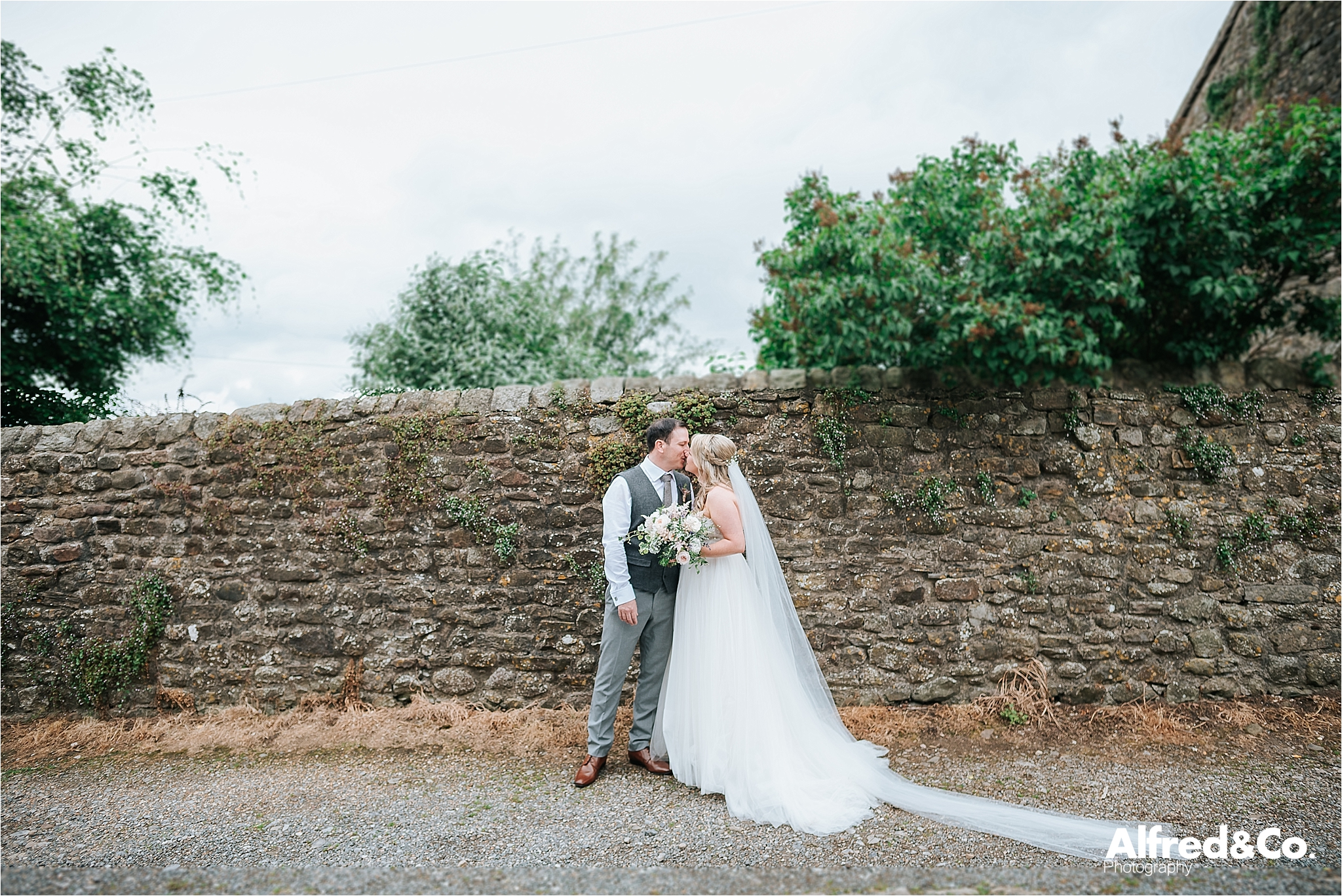relaxed wedding photography in clitheroe lancashire