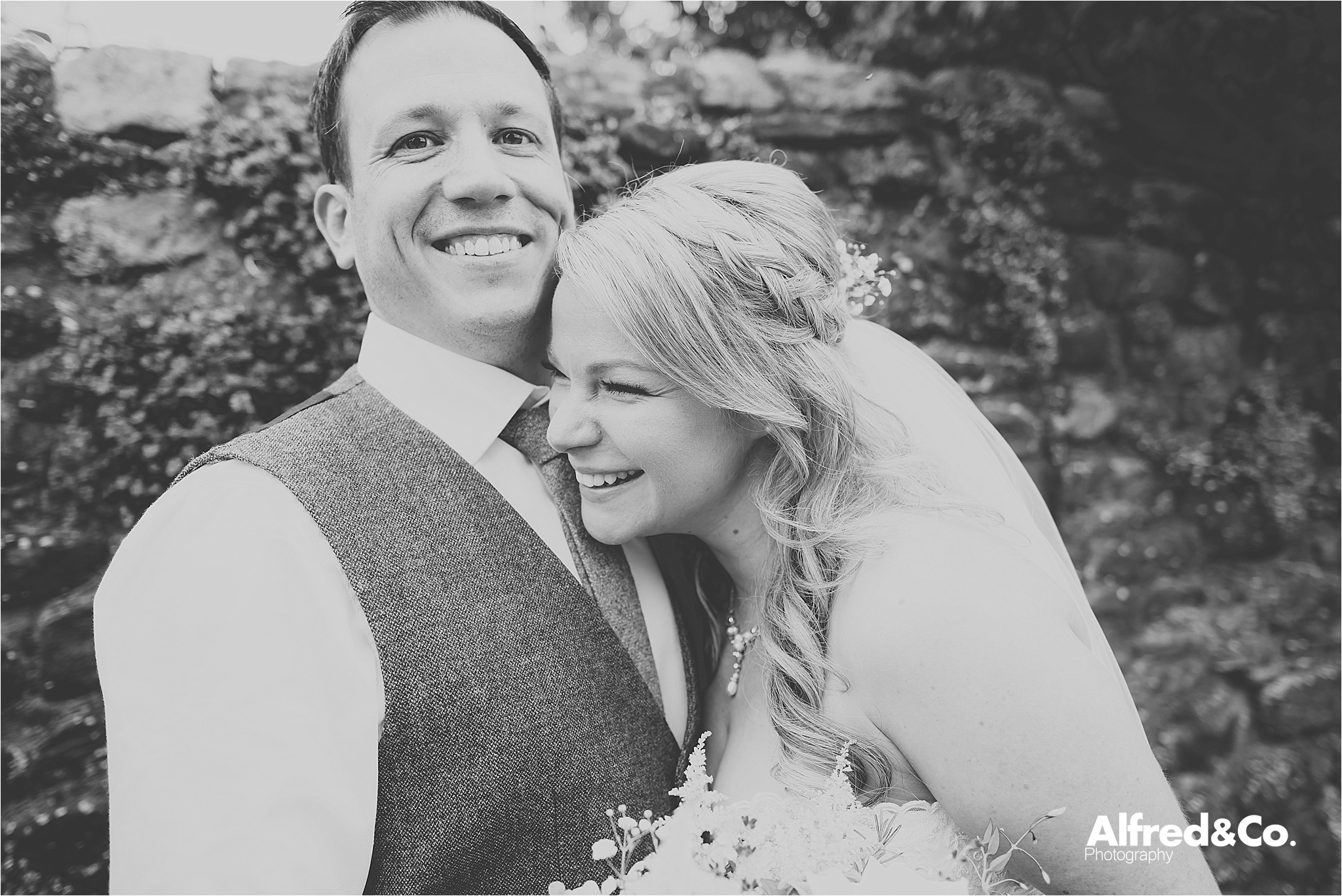 relaxed wedding photography in clitheroe lancashire 