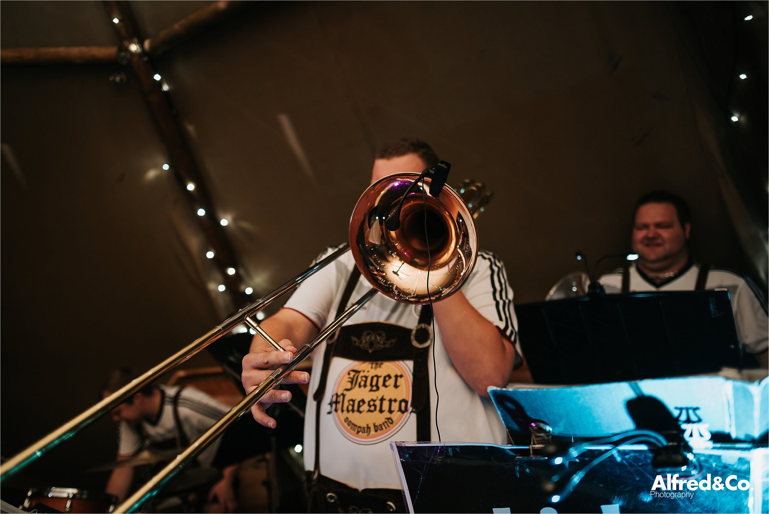 tipi+wedding+lancashire+photographer+rochdale103.jpg