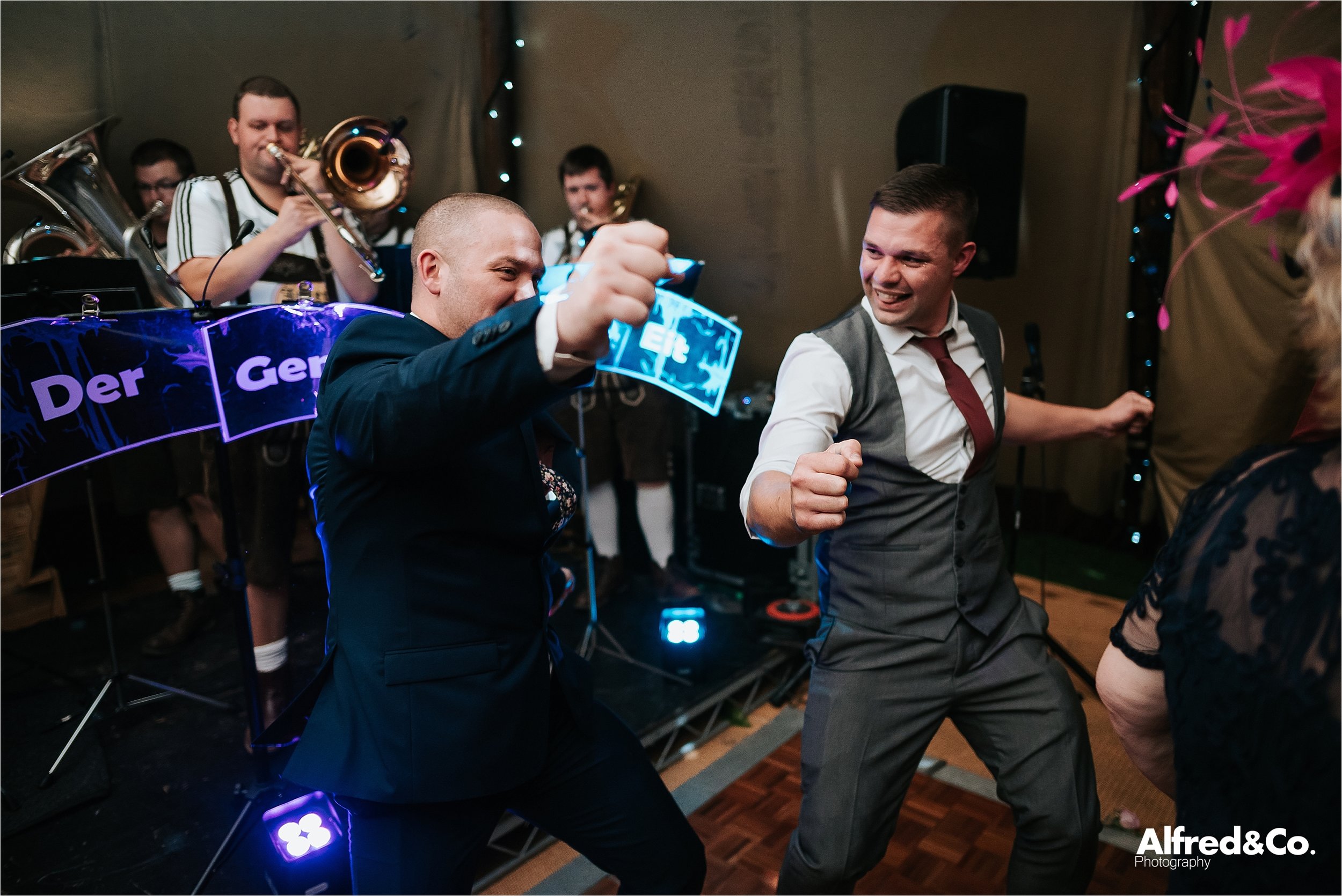 tipi+wedding+lancashire+photographer+rochdale114.jpg