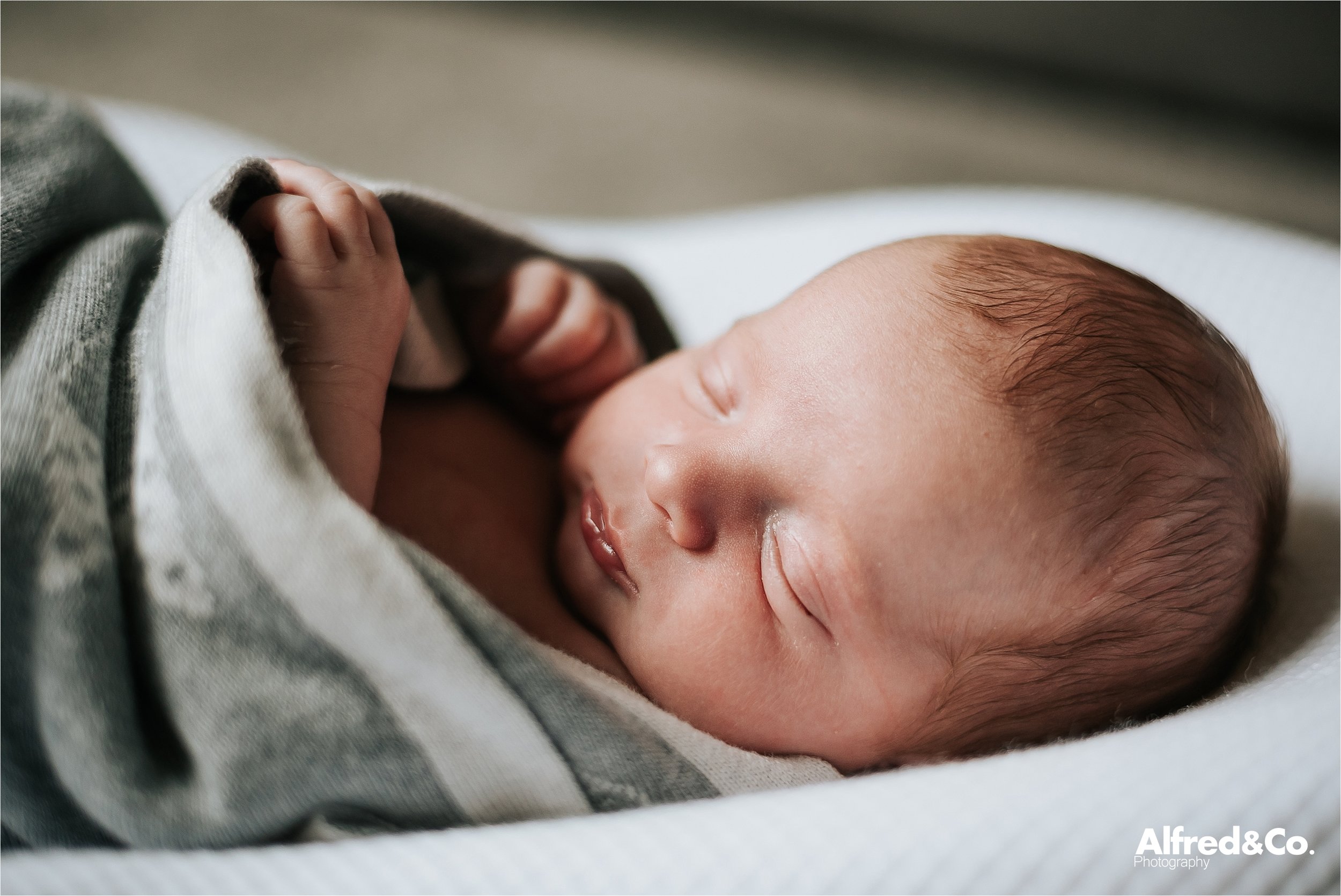 newborn+photographer+lifestyle+relaxed+clitheroe+editorial11.jpg