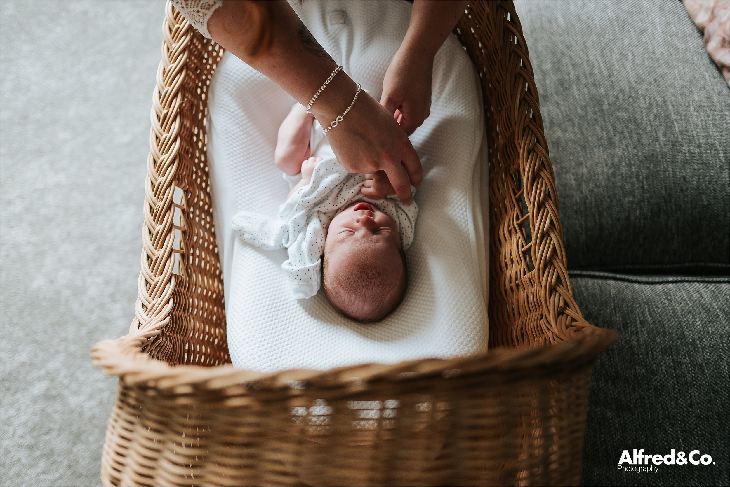 newborn+photographer+lifestyle+relaxed+clitheroe+editorial23.jpg