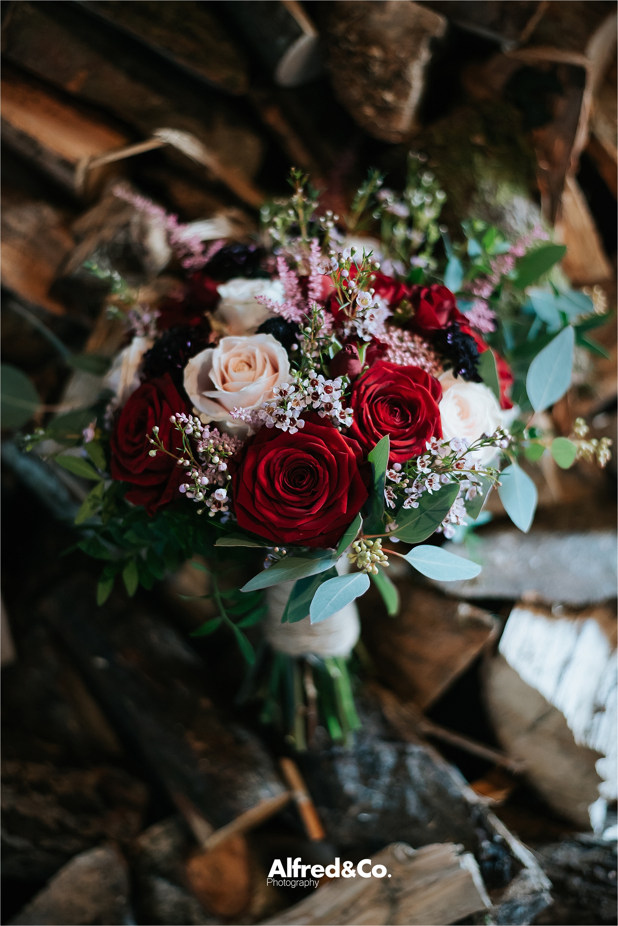 SHIREBURNARMSWINTERWEDDING180.jpg
