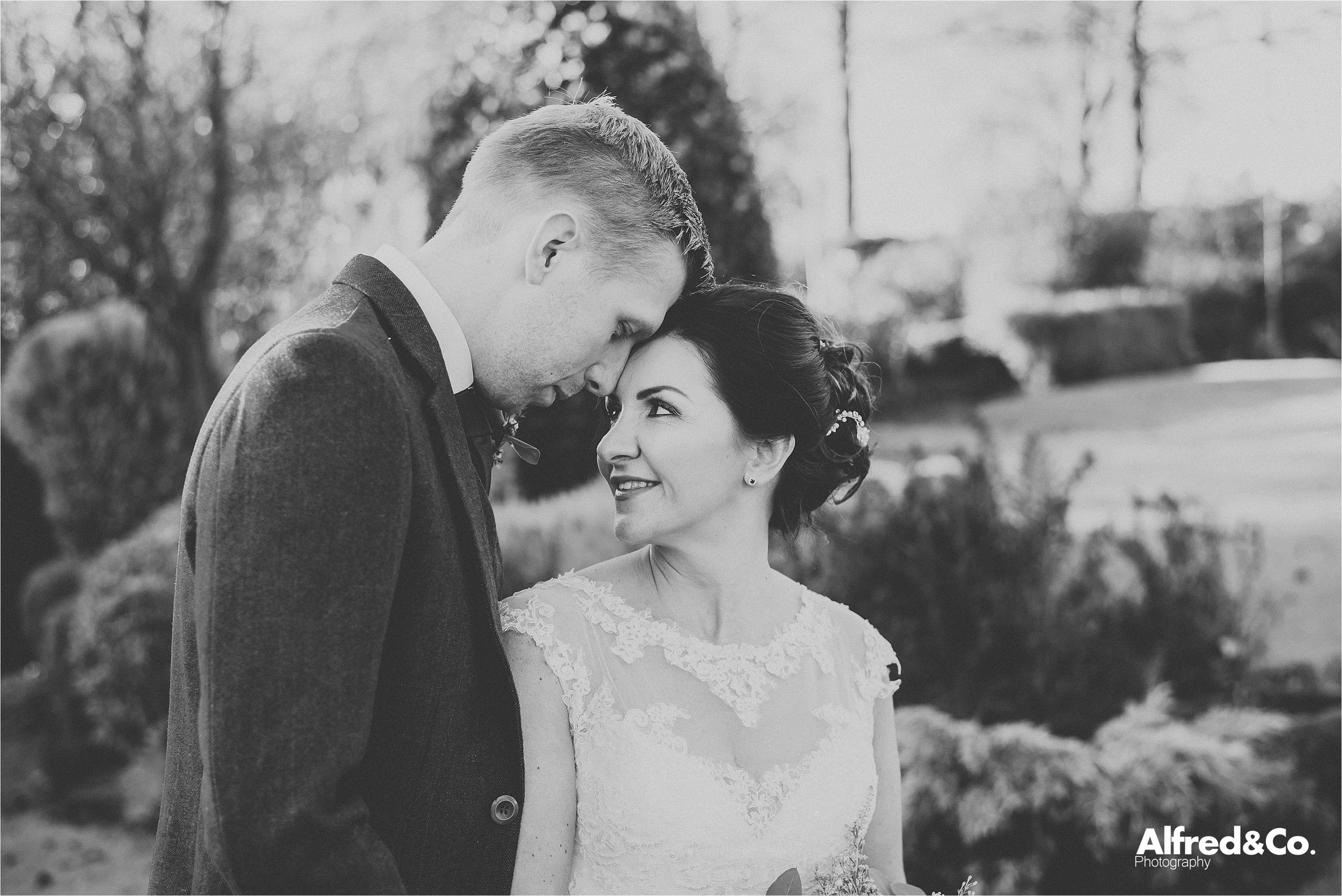 SHIREBURNARMSWINTERWEDDING56.jpg