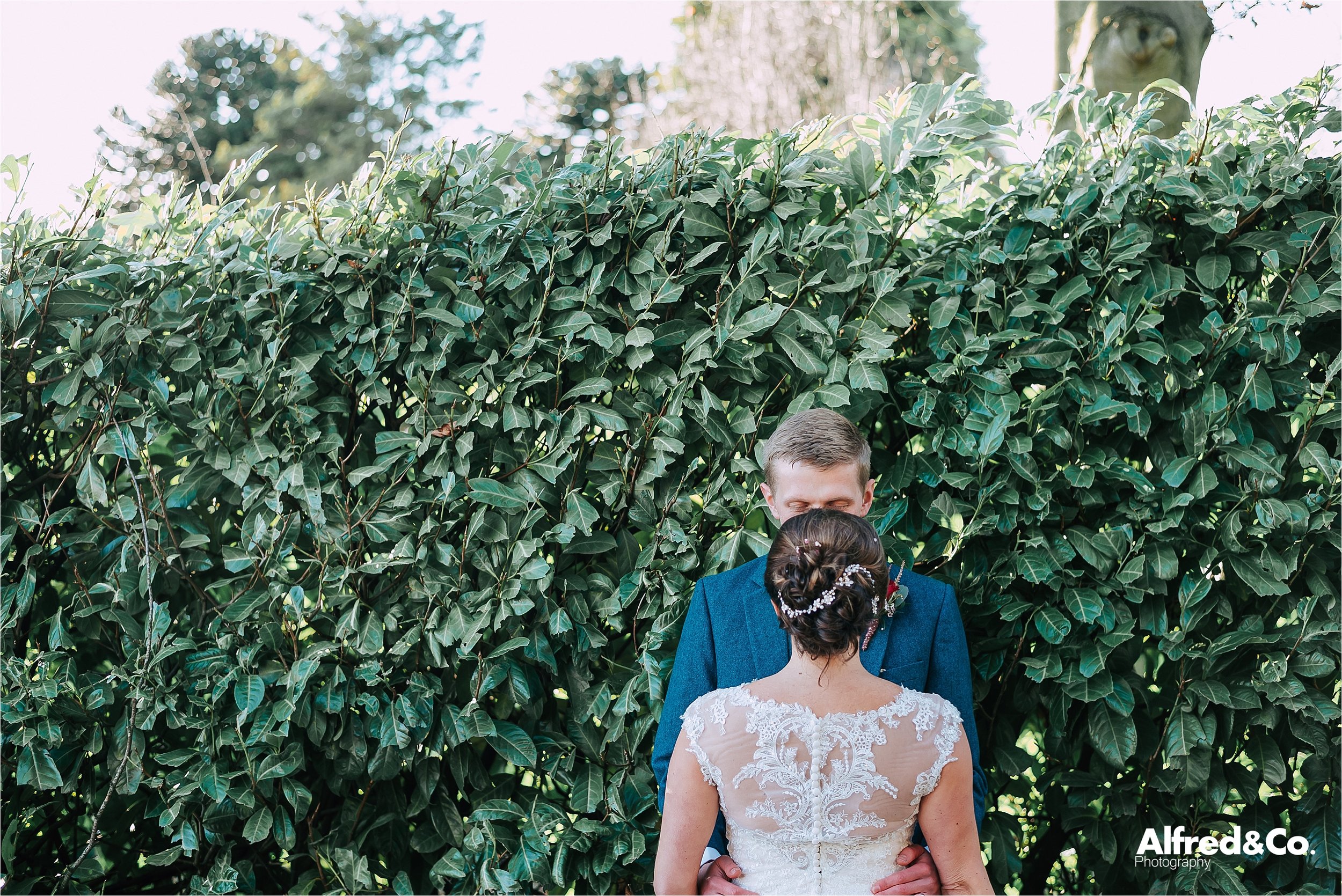 SHIREBURNARMSWINTERWEDDING72.jpg