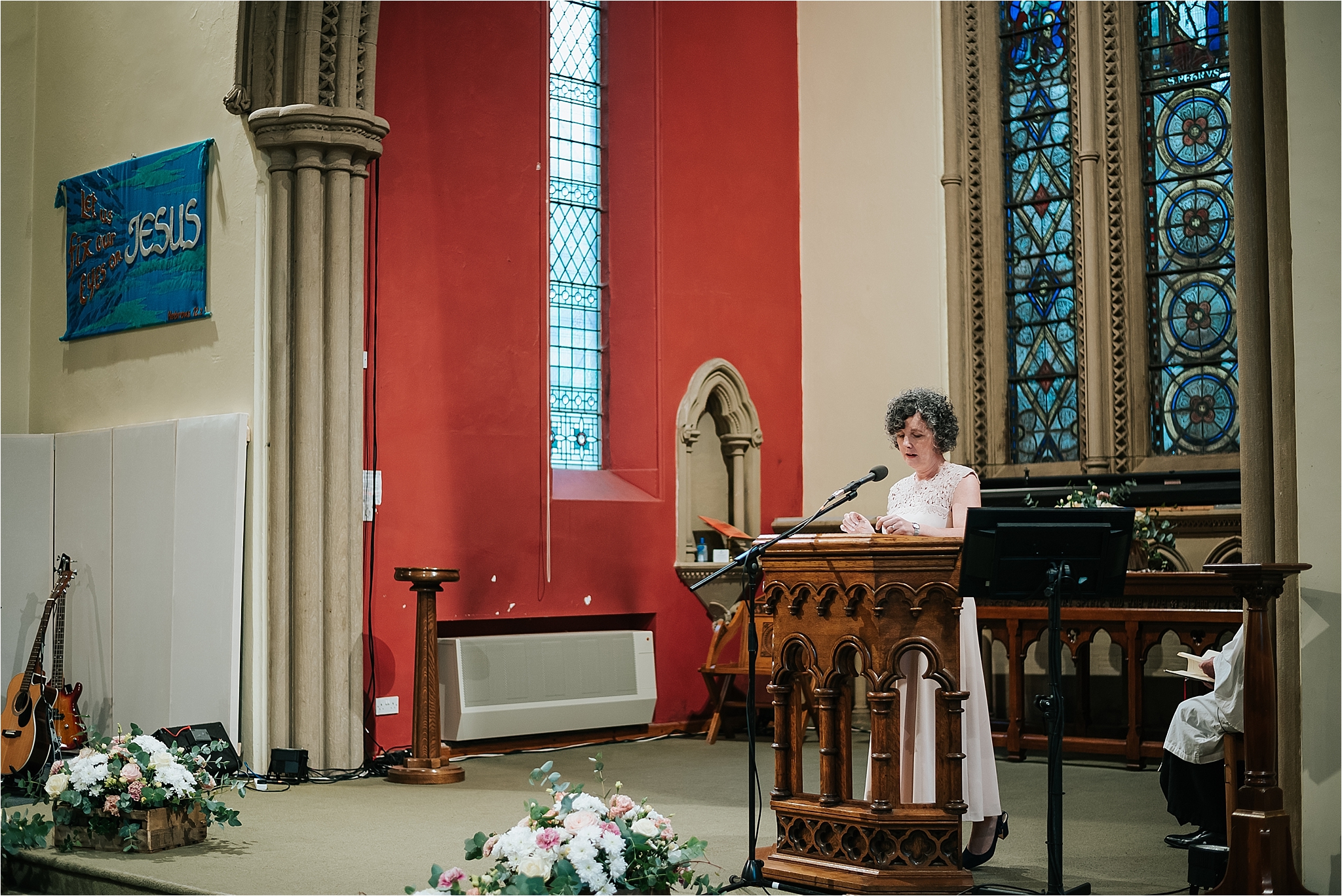 relaxed cheshire wedding photographer
