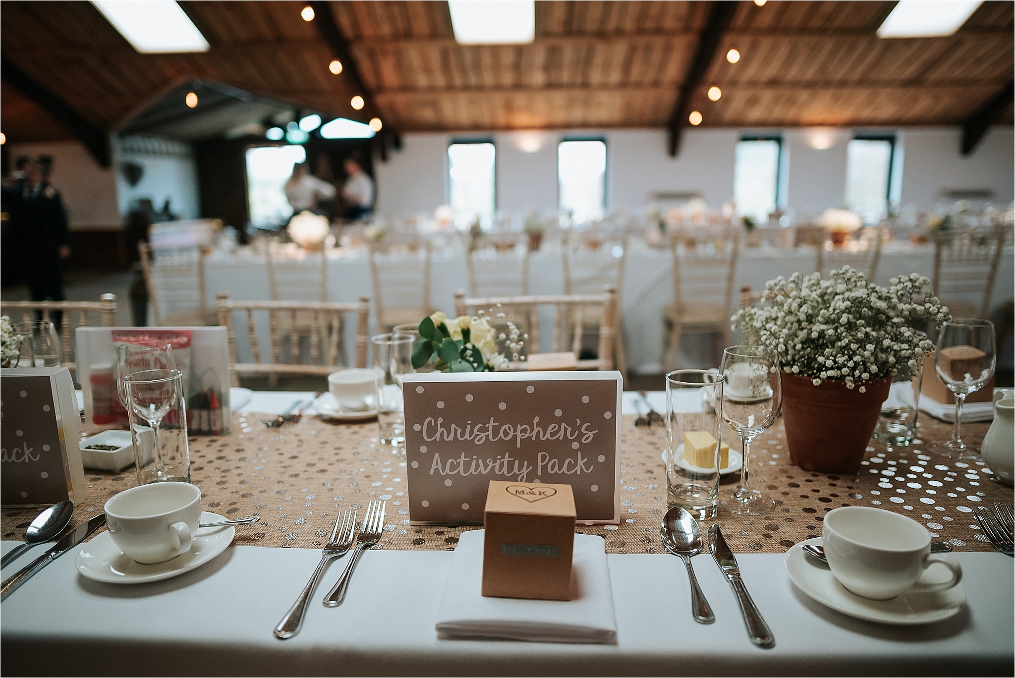 relaxed cheshire wedding photographer