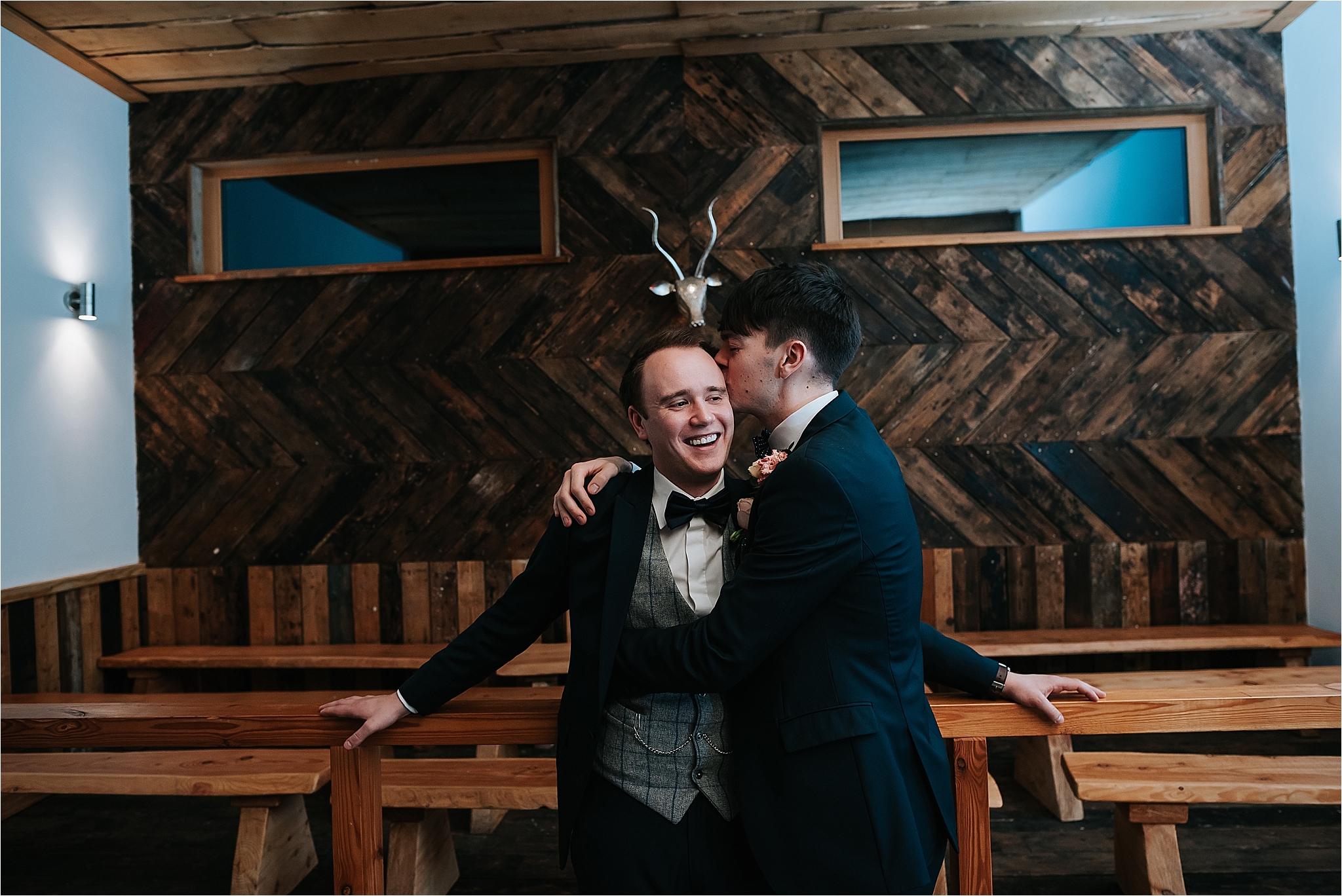 Relaxed cheshire wedding photographer