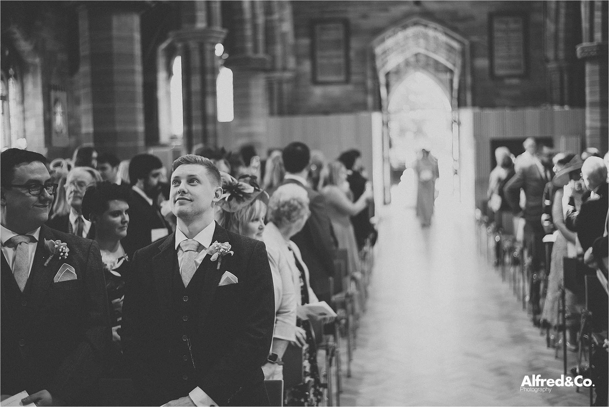 wedding ceremony at mosey hill church, liverpool 