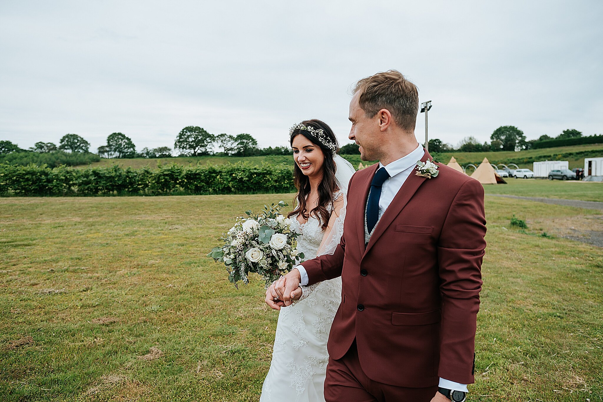 natural wedding photographer in cheshire 