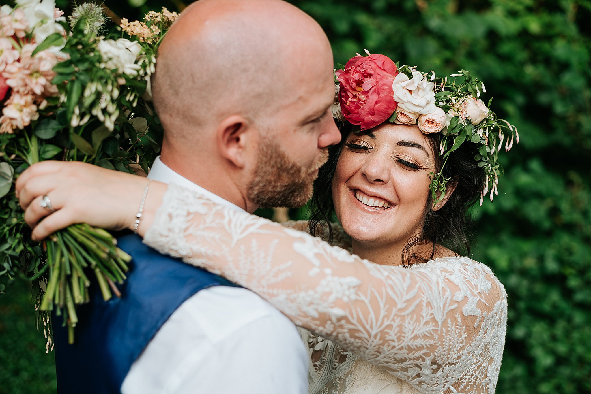 bride with boho flower crown 