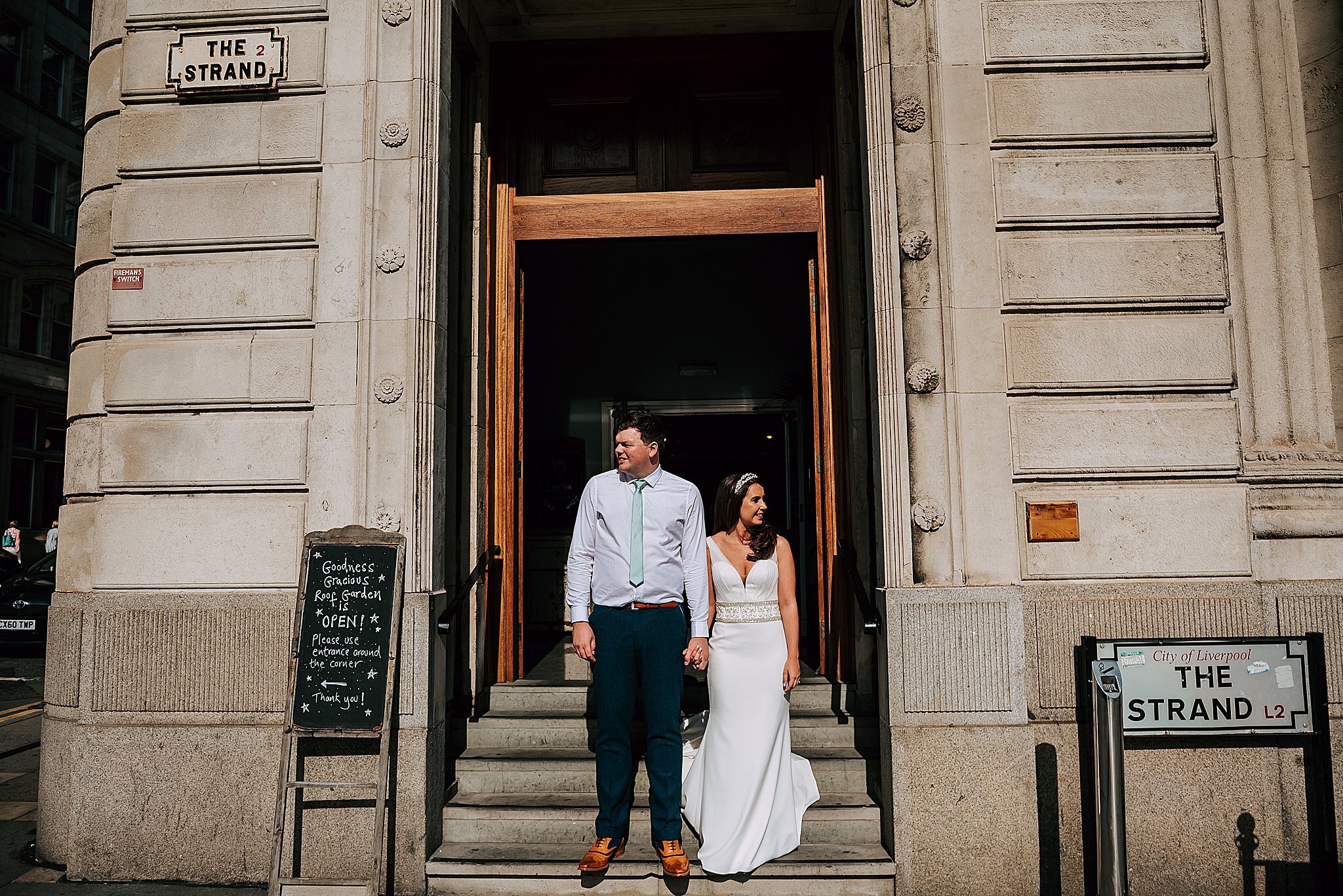 ohmeohmy+wedding+liverpool+photographer+churchwedding_0048.jpg