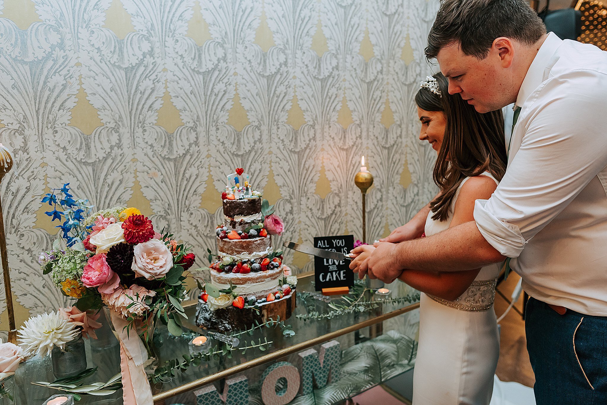 ohmeohmy+wedding+liverpool+photographer+churchwedding_0075.jpg