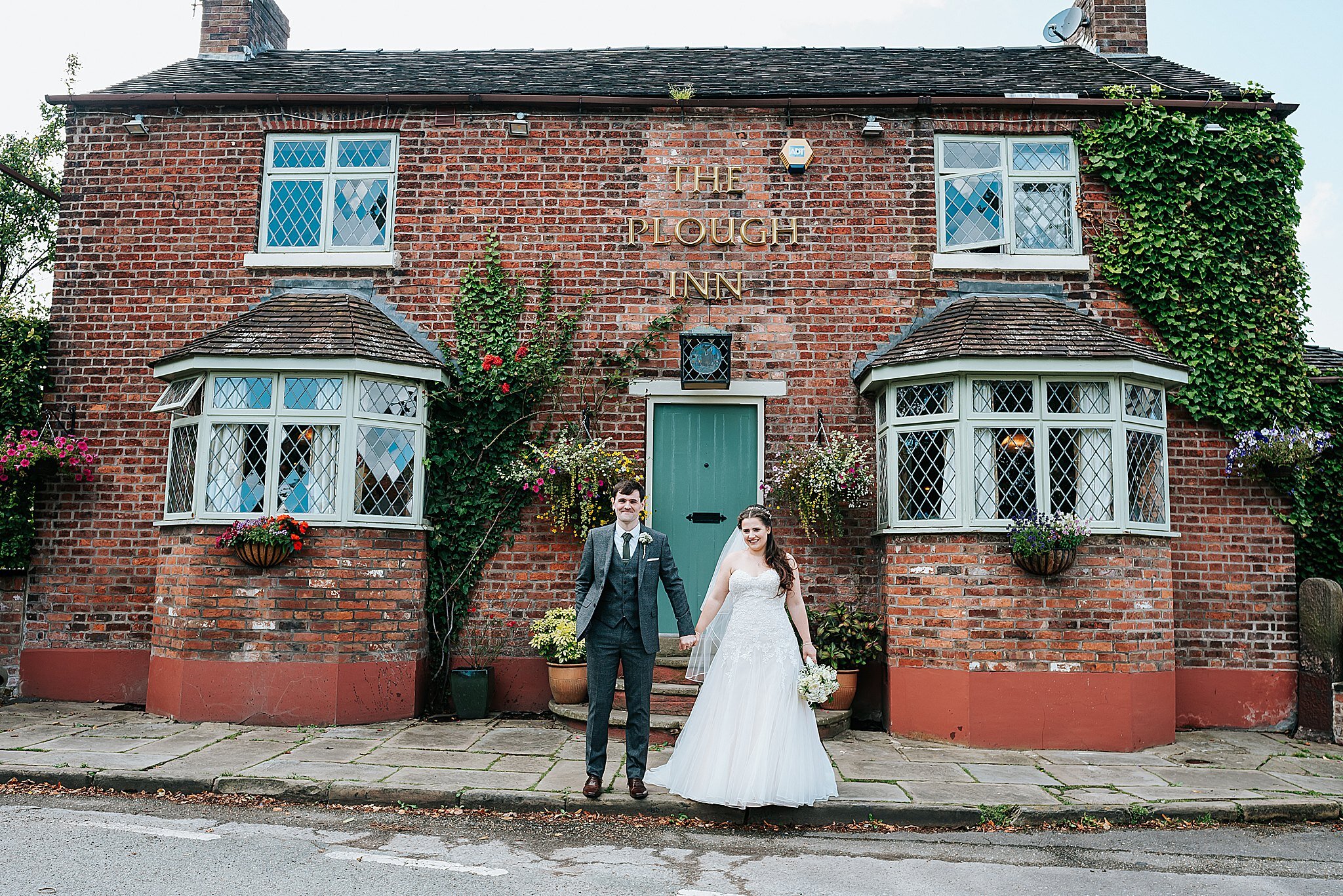 theploughinn+eaton+cheshire_wedding_0037.jpg