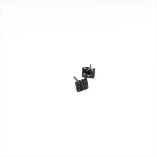 brushed sqaure studs oxss 520.jpg