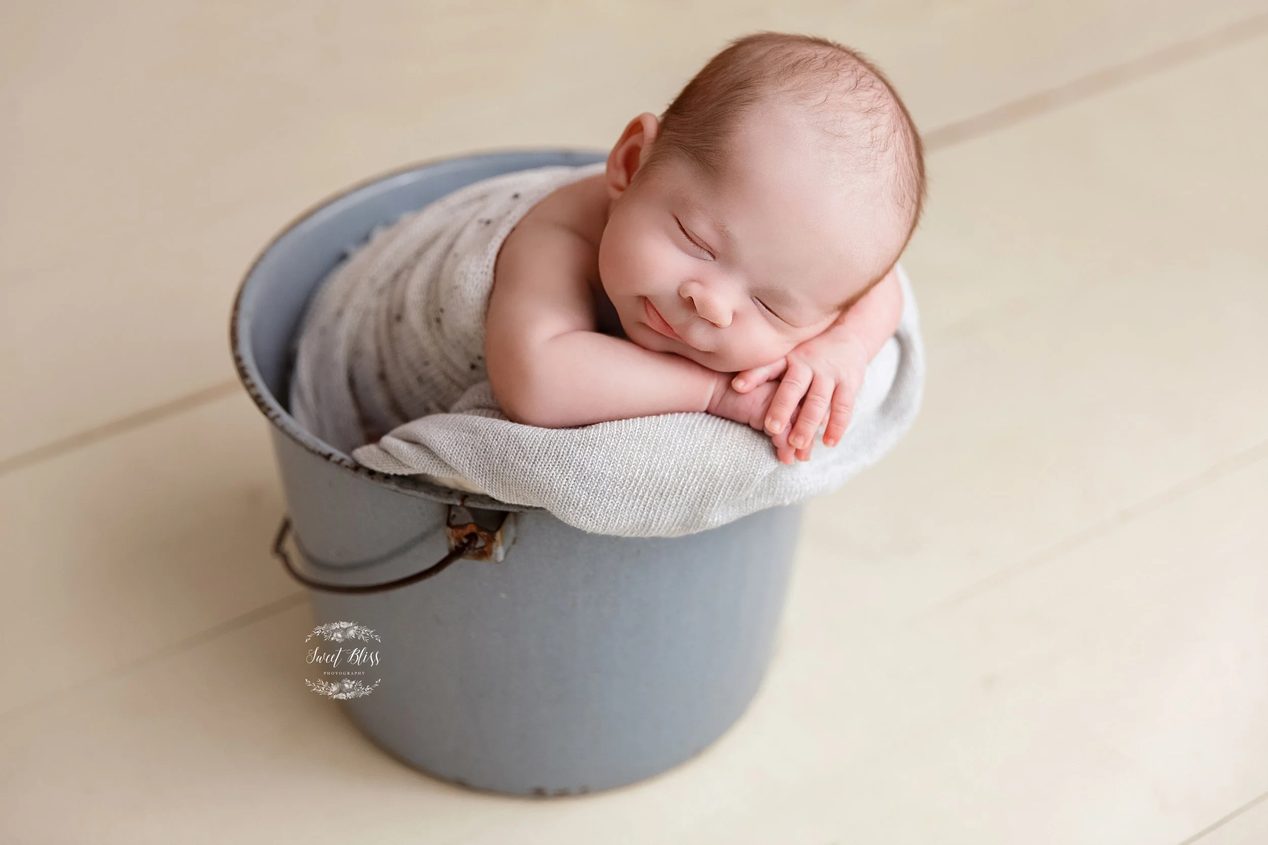 bluebucket_marylandnewborn2.jpg