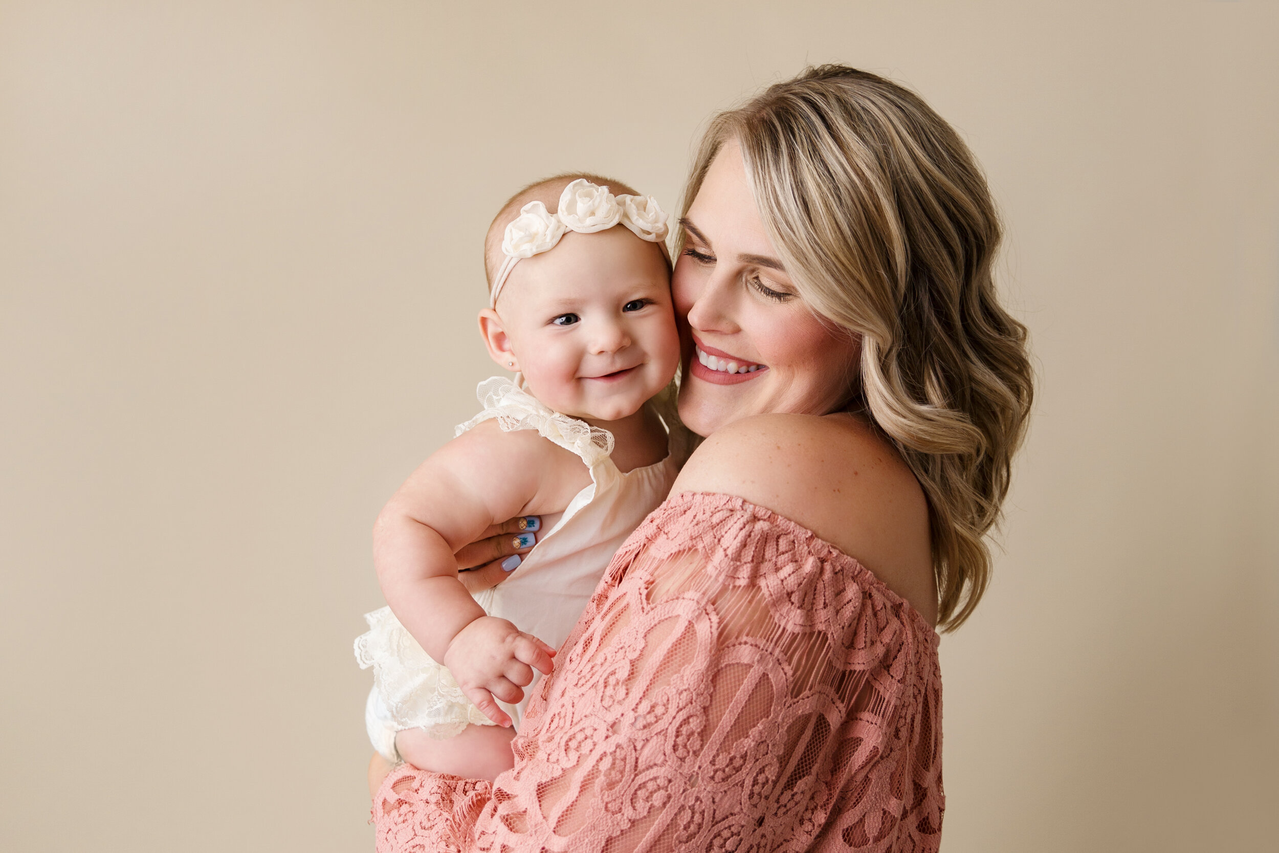 6monthbabysession_milerstonephotographer-19.jpg