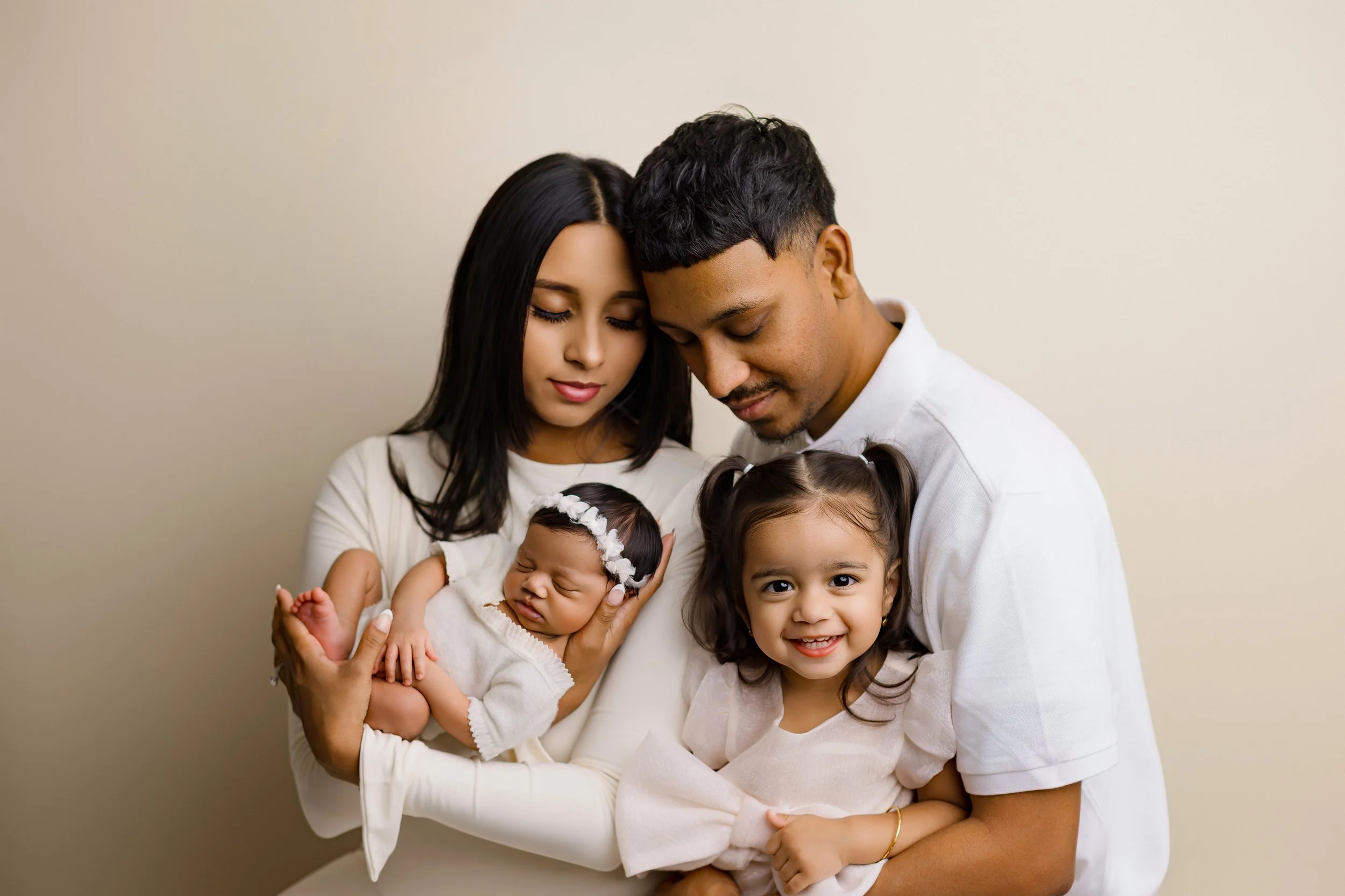 babyizziespringfloral_harfordcountynewbornphotographer-8.jpg