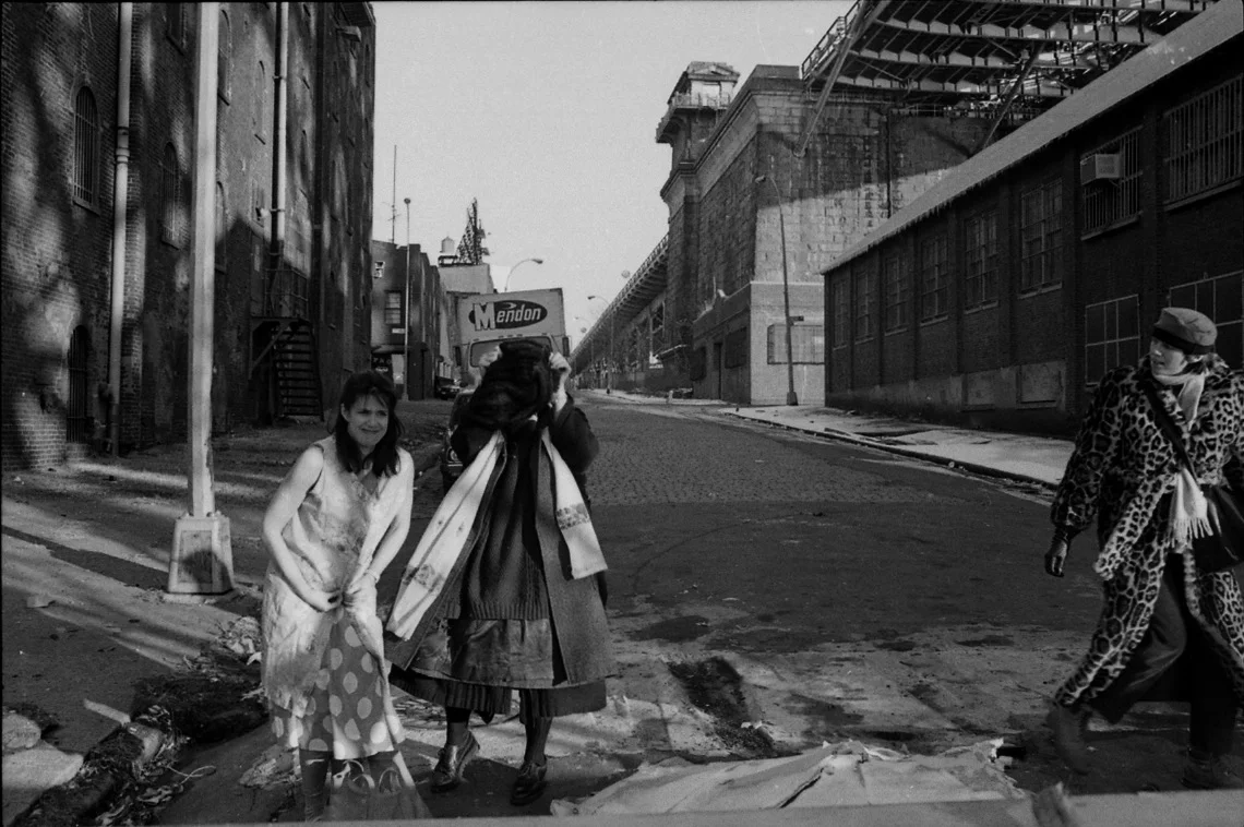 Lea Floden, Maria Bruni (Makeup) and Anne Flournoy photo by Warner Dick