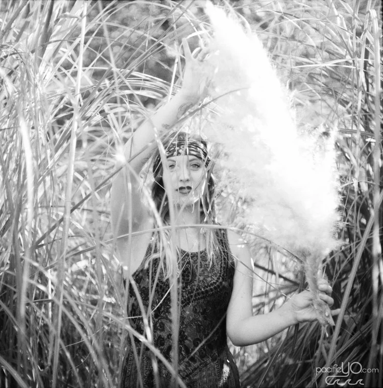 C330+-+cara-jenna+-tmax400_0002.jpg