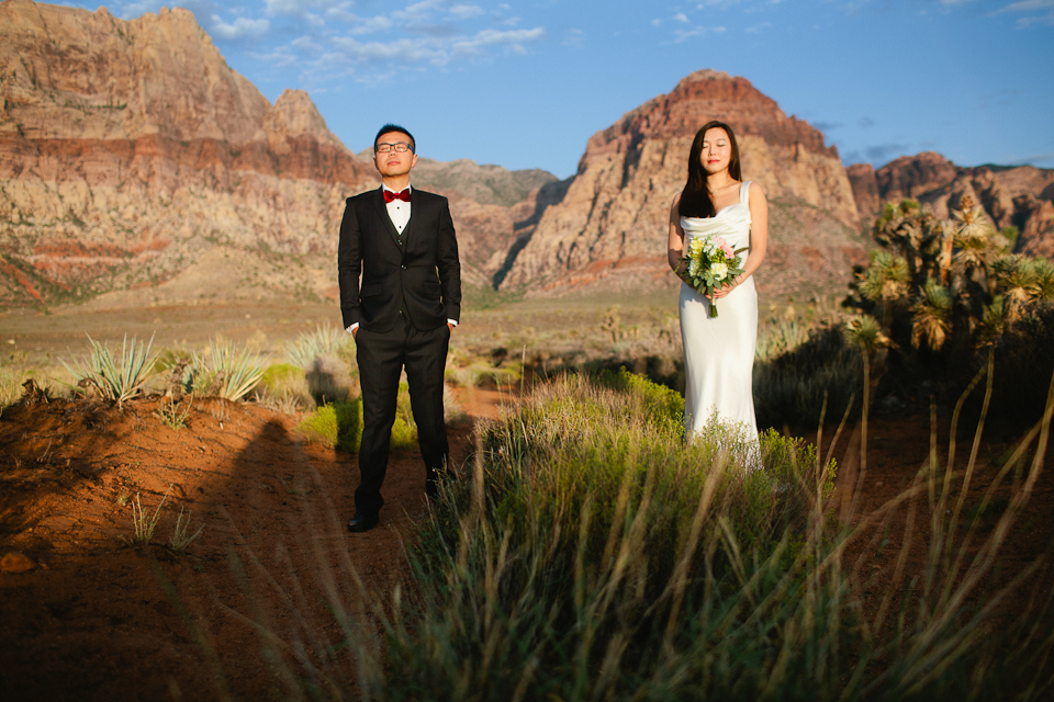 Las Vegas elopement photographer