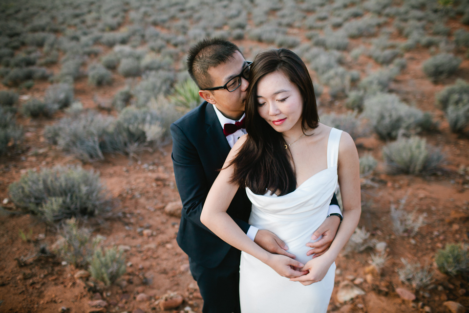 Las Vegas elopement photographer