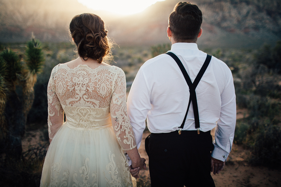 Emily & Matt Red rock canyon engagement-1005.jpg