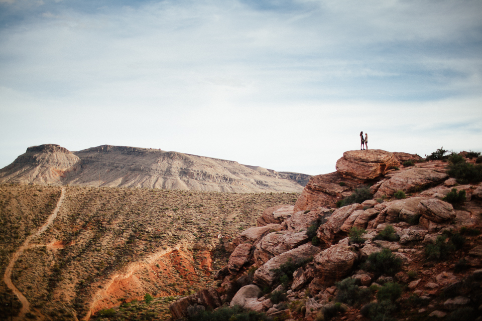 Red Rock engagement photographers