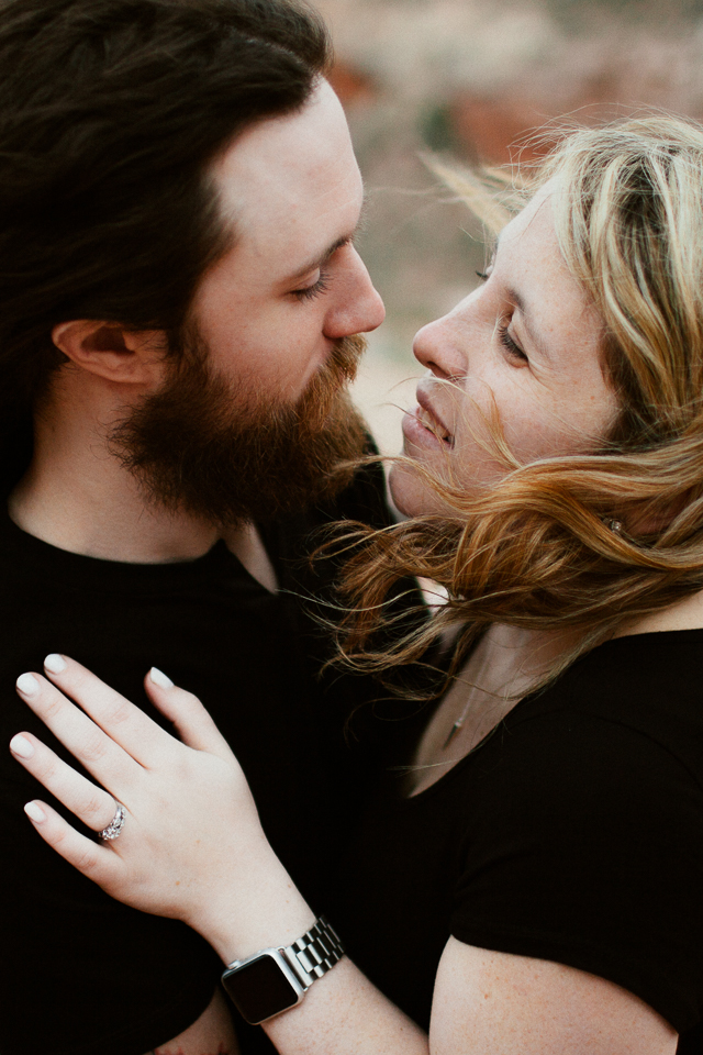 las vegas engagement photographers