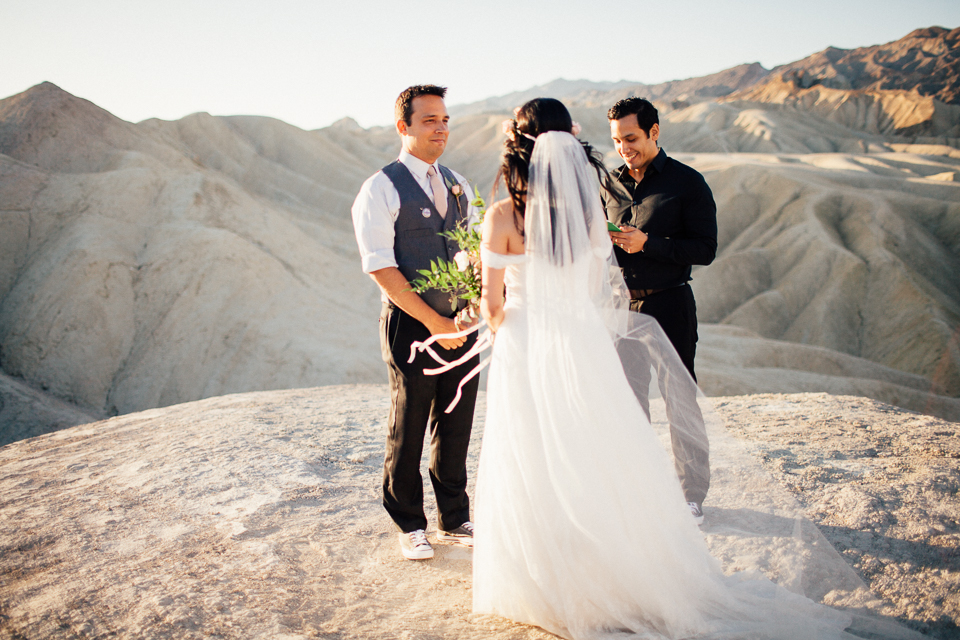 Death valley elopement-1046.jpg